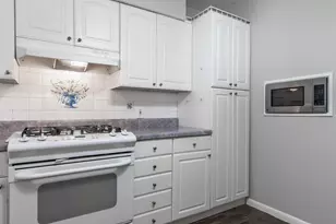 12118 Brisbane Ave, Farmers Branch, TX 75234 - Photo 12