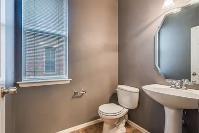 516 Legends Drive, Lewisville, TX 75057 - Photo 16