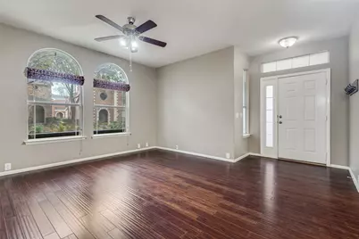 516 Legends Drive, Lewisville, TX 75057 - Photo 4