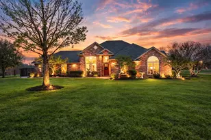 10711 E Clover Ln, Forney, TX 75126 - Photo 1