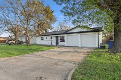 909 Linville Lane, Everman, TX 76140 - Photo 2