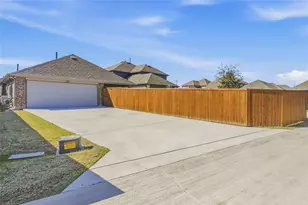 12448 Iveson Dr, Fort Worth, TX 76052 - Photo 36