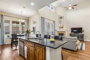 2217 Gulfstream Dr, Little Elm, TX 75068 - Photo 10