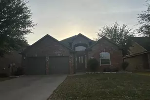 1813 Glen Aerie Ln, Corinth, TX 76210 - Photo 2