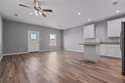 121 Winners Circle #102, Weatherford, TX 76087 - Photo 4