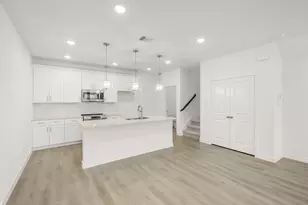 7621 Dakota Dr, Watauga, TX 76148 - Photo 10