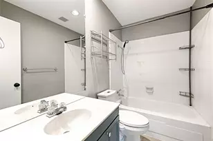 2241 Lockwood Dr, Carrollton, TX 75007 - Photo 10