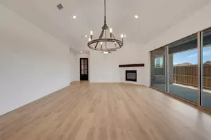 4729 Boyds Branch Dr, Arlington, TX 76005 - Photo 10