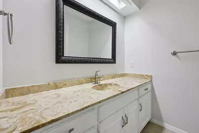 2417 Meadow Court, Bedford, TX 76021 - Photo 22