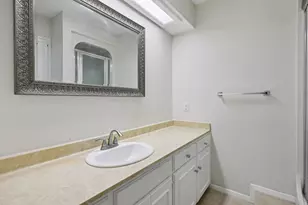 2417 Meadow Ct, Bedford, TX 76021 - Photo 26
