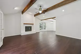 2417 Meadow Ct, Bedford, TX 76021 - Photo 14