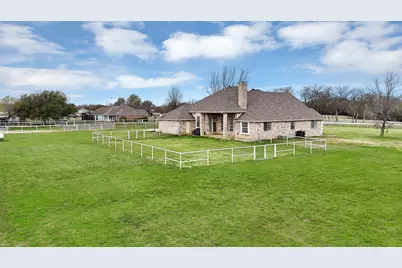 11692 Foutch Road, Pilot Point, TX 76258 - Photo 36