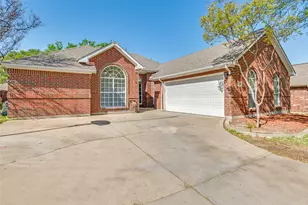5444 Yellowstone Trail, Fort Worth, TX 76137 - Photo 2