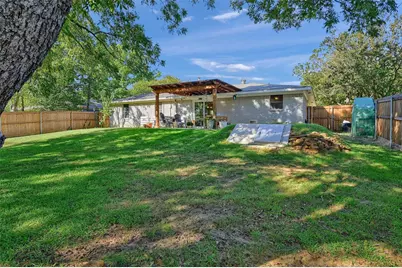 2000 Brenda Avenue, Denison, TX 75020 - Photo 28