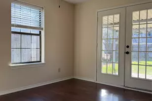 1100 Meadow Dr, Athens, TX 75751 - Photo 8