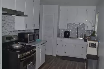 372 Shoreline Drive, Azle, TX 76020 - Photo 4