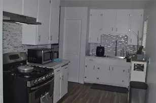 372 Shoreline Dr, Azle, TX 76020 - Photo 4