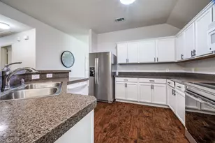 3901 Luck Hole Dr, Denton, TX 76210 - Photo 16