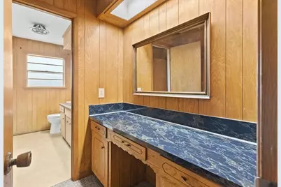 706 S Manson Street, Wolfe City, TX 75496 - Photo 26