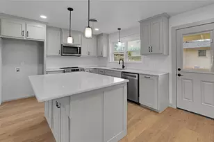 214 N Avenue P, Clifton, TX 76634 - Photo 10