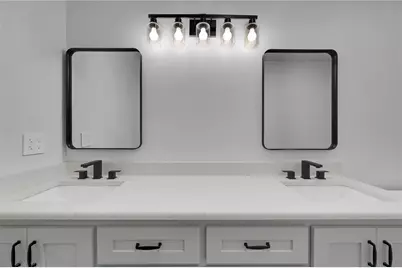 214 N Avenue P, Clifton, TX 76634 - Photo 20