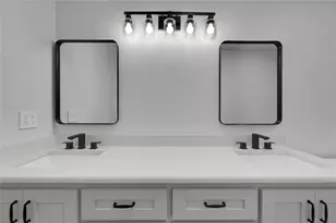 214 N Avenue P, Clifton, TX 76634 - Photo 20