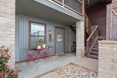 1368 S 12th Street, Waco, TX 76706 - Photo 2