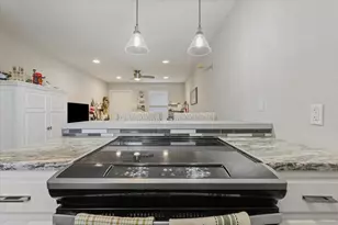 1368 S 12th St, Waco, TX 76706 - Photo 14