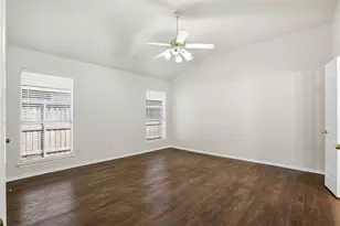 807 Kathryn Dr, Lewisville, TX 75067 - Photo 12