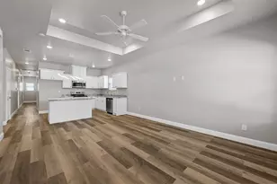 3110 St John St, Greenville, TX 75401 - Photo 2