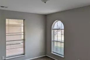 2009 Ming Dr, Edgecliff Village, TX 76134 - Photo 14