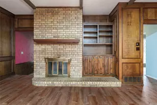 549 Greenwood Cir, Hurst, TX 76053 - Photo 14