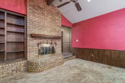 549 Greenwood Circle, Hurst, TX 76053 - Photo 16