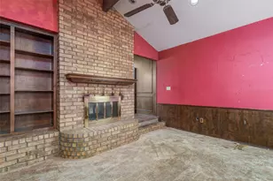 549 Greenwood Cir, Hurst, TX 76053 - Photo 16