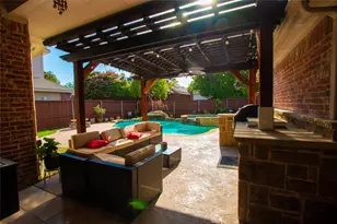 8209 Fountain Springs Dr, Plano, TX 75025 - Photo 4