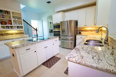 8209 Fountain Springs Drive, Plano, TX 75025 - Photo 18