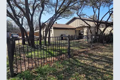 1301 Cliff Drive, Graham, TX 76450 - Photo 6