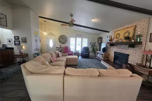 1301 Cliff Dr, Graham, TX 76450 - Photo 14