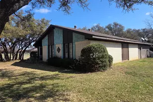 1301 Cliff Dr, Graham, TX 76450 - Photo 2