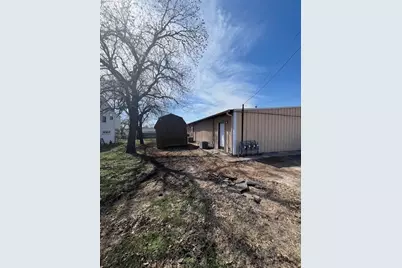 1123 Highway 59 N, Bowie, TX 76230 - Photo 2