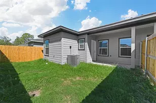 3110 St John St, Greenville, TX 75401 - Photo 16