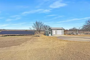223 Miller Creek Lake Rd, Paradise, TX 76073 - Photo 26