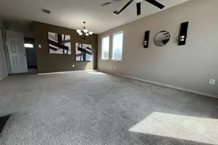 8301 Redheart St, Arlington, TX 76002 - Photo 4