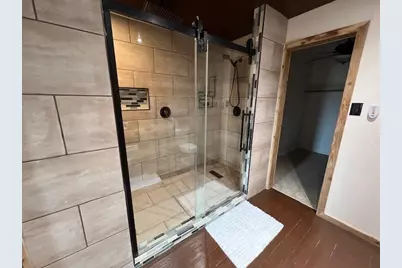 8301 Redheart Street, Arlington, TX 76002 - Photo 14