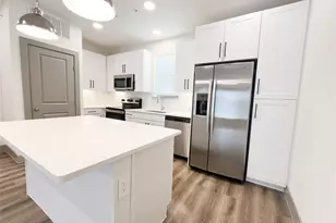 4020 McEwen Rd, Farmers Branch, TX 75244 - Photo 2