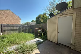 2250 Aspen Dr, Dallas, TX 75227 - Photo 22