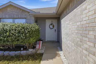 205 Comanche Trail, Krum, TX 76249 - Photo 4