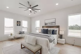 436 Whispering Wy, Red Oak, TX 75154 - Photo 4