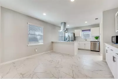 2043 Chatsworth Road, Carrollton, TX 75007 - Photo 8