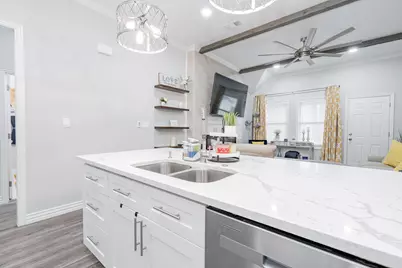 4006 Metropolitan Avenue, Dallas, TX 75210 - Photo 8